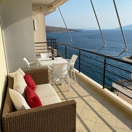 Apartment With Huge Sea View Balcony Саранде Екстериор снимка