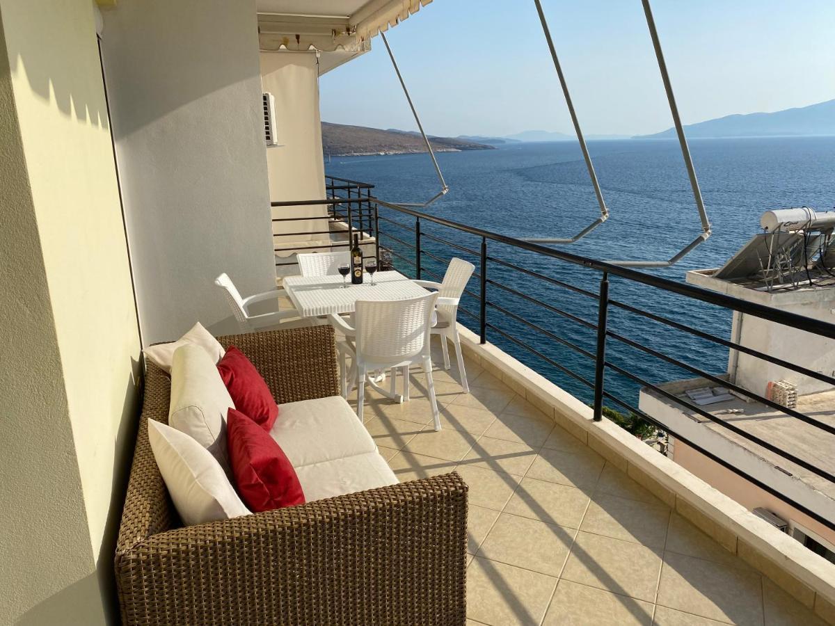 Apartment With Huge Sea View Balcony Саранде Екстериор снимка