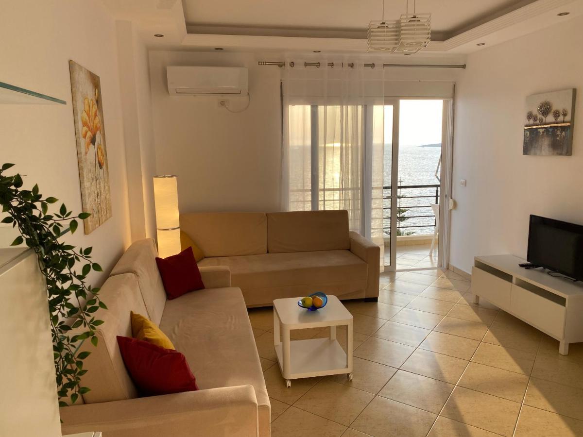 Apartment With Huge Sea View Balcony Саранде Екстериор снимка