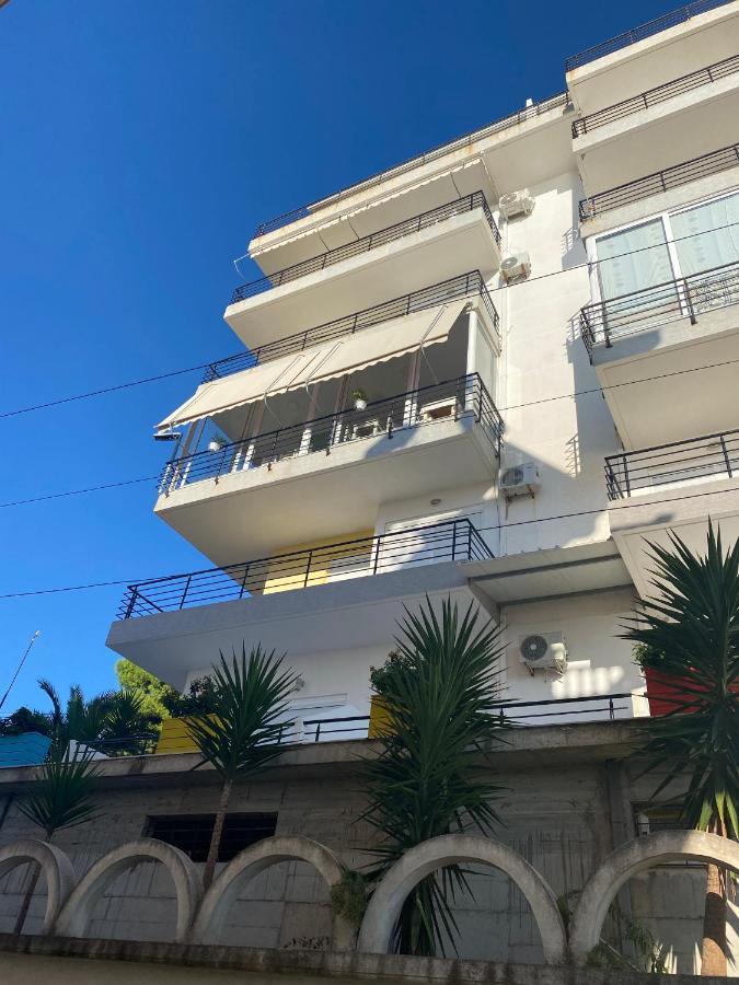 Apartment With Huge Sea View Balcony Саранде Екстериор снимка